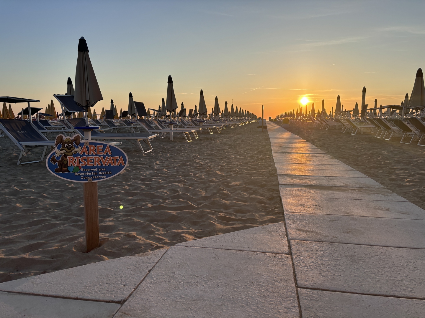 Bagno Beach 33 a Rimini