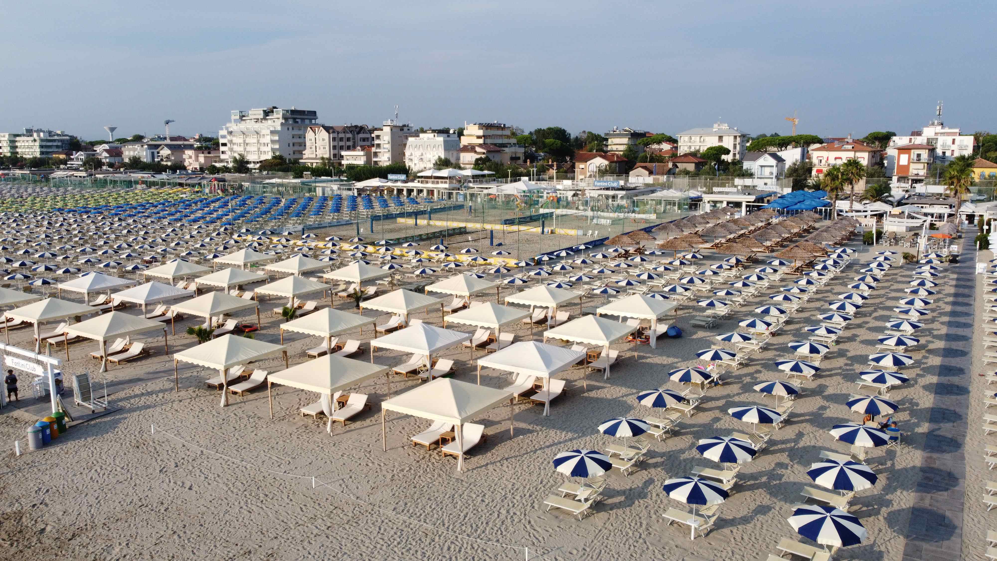 Bagno Fantini Club a Cervia
