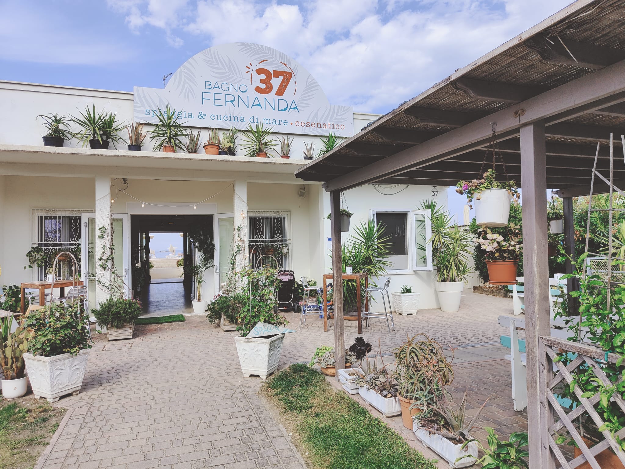 Bagno Fernanda 37 a Cesenatico